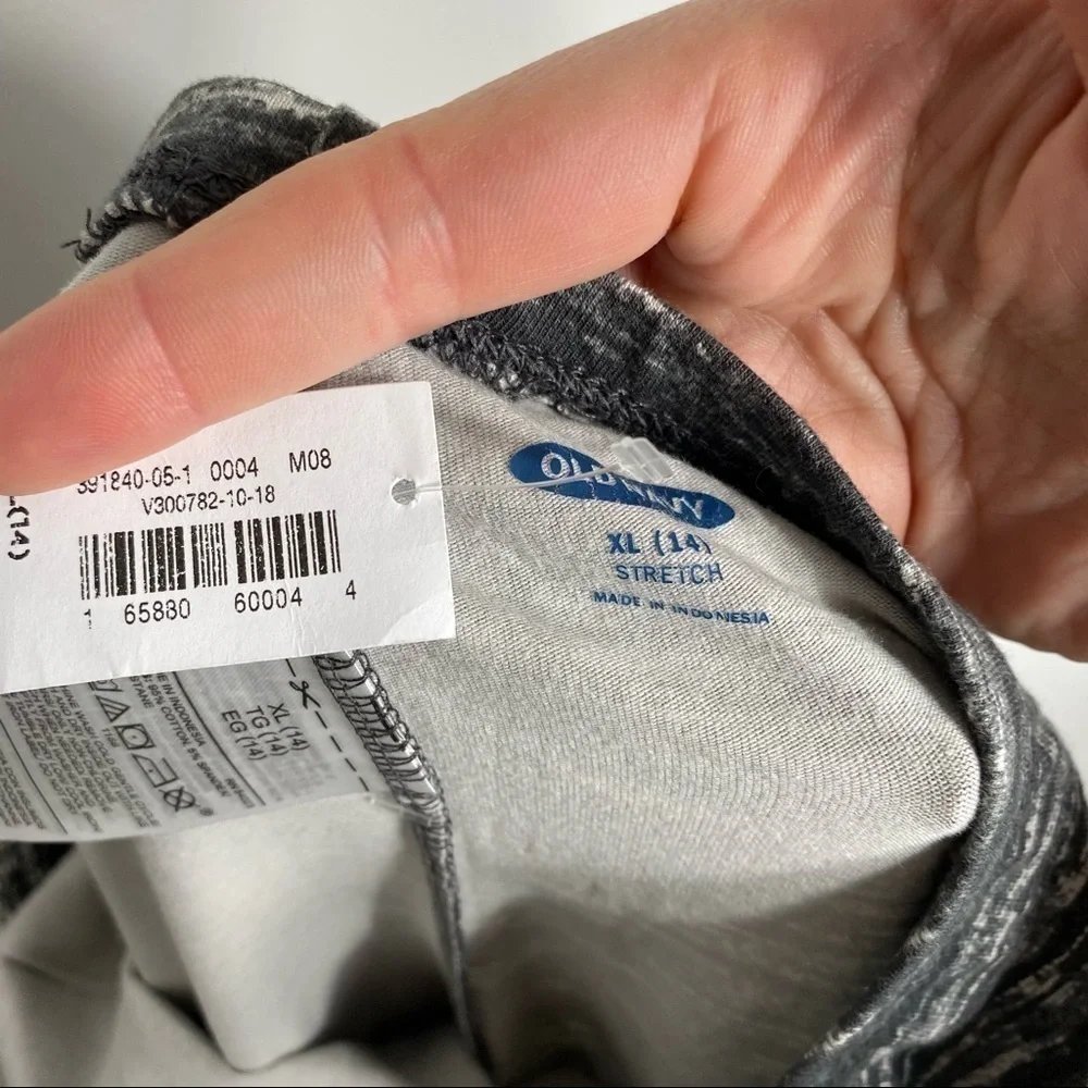 Old Navy Active Leggings NWT XL Kids Youth Gray